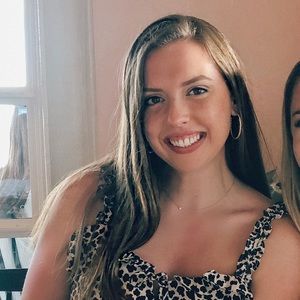 Meet your Posher, Carolina